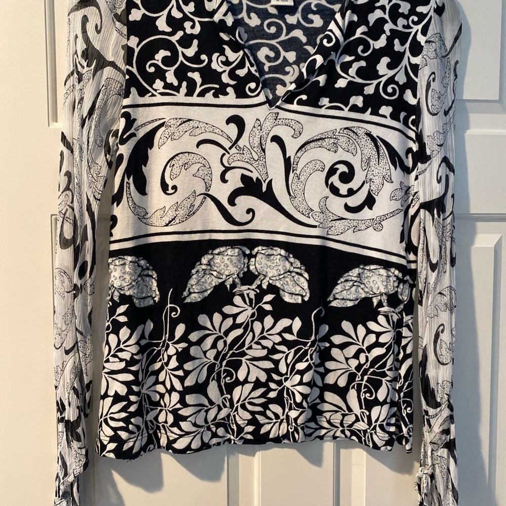 Cache Black and White Graphic Blouse